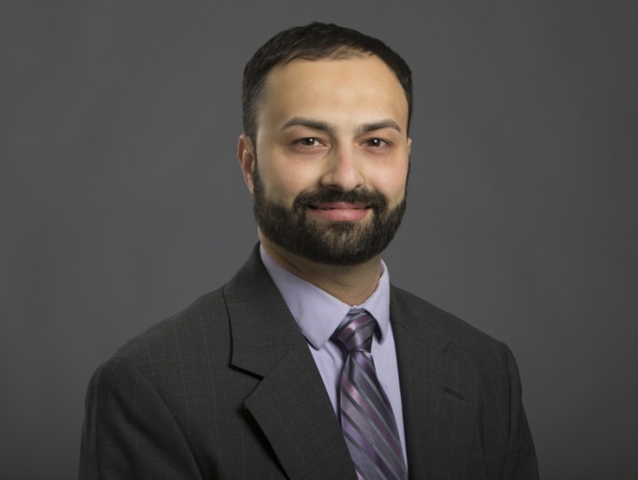 Akbar Razvi, AuD