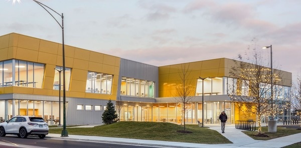 Esperanza Health Center (Brighton Park South)